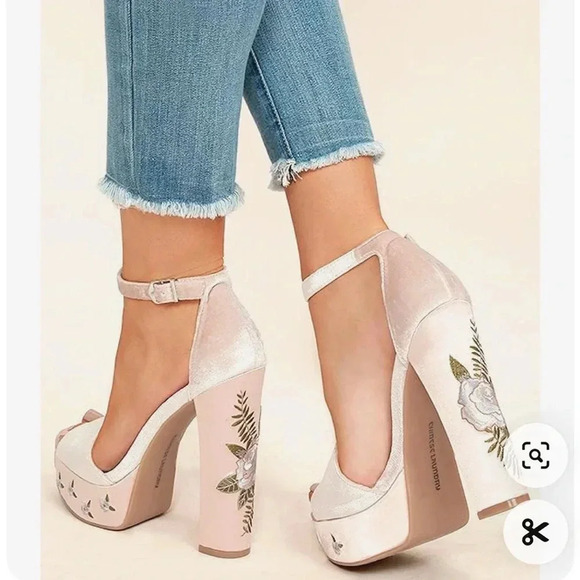 Chinese Laundry Platforms - Picture 2 of 13